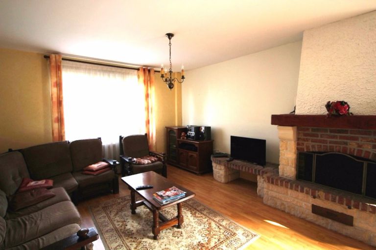 Vente maison à Hoymille - Ref.WOR674 - Image 2