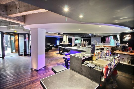 Vente autre à Roubaix - Ref.cro833 - Image 1