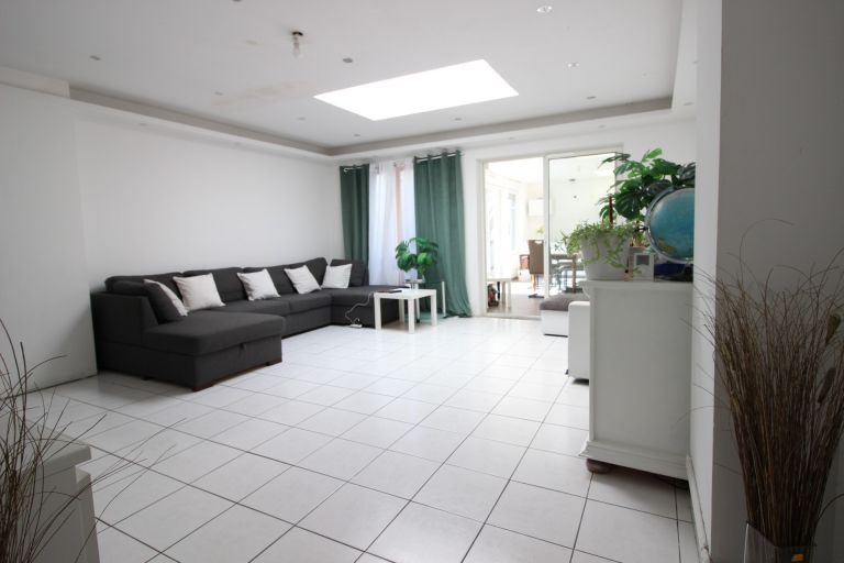 Vente maison à Roubaix - Ref.MTCRO1582 - Image 1