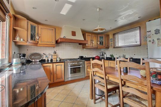 Vente maison à Eecke - Ref.RDHAZ1654 - Image 4