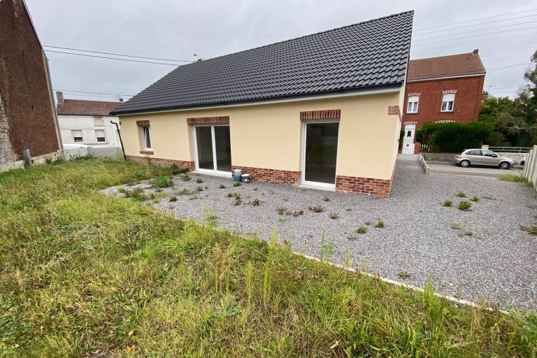 Vente maison à Hautmont - Ref.xdmau330 - Image 1