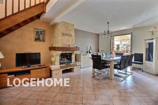 Vente maison à Hénin-Beaumont - Ref.CAR17831 - Image 1